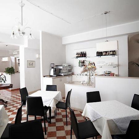 Albergo Giugni Прато Екстериор снимка